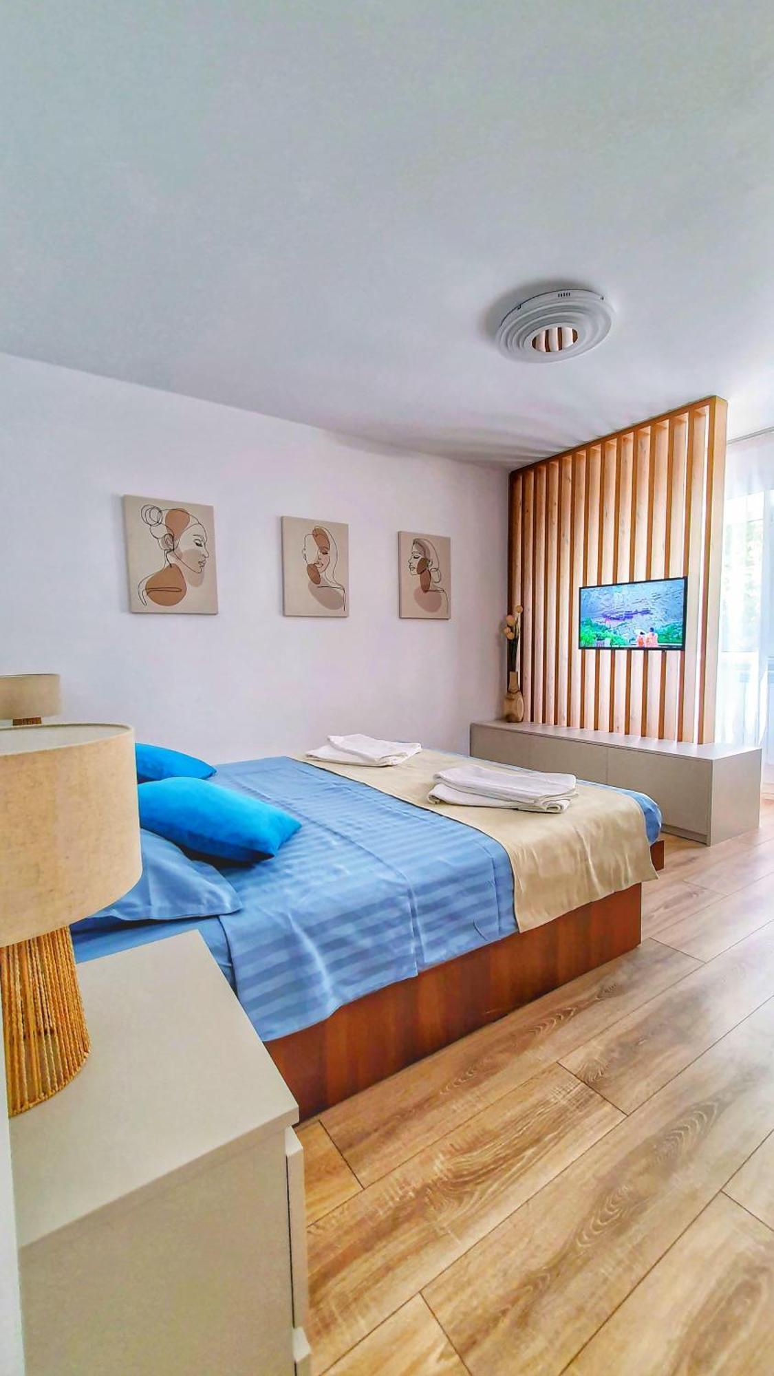 Central Luxury Apartment Ясси Екстер'єр фото